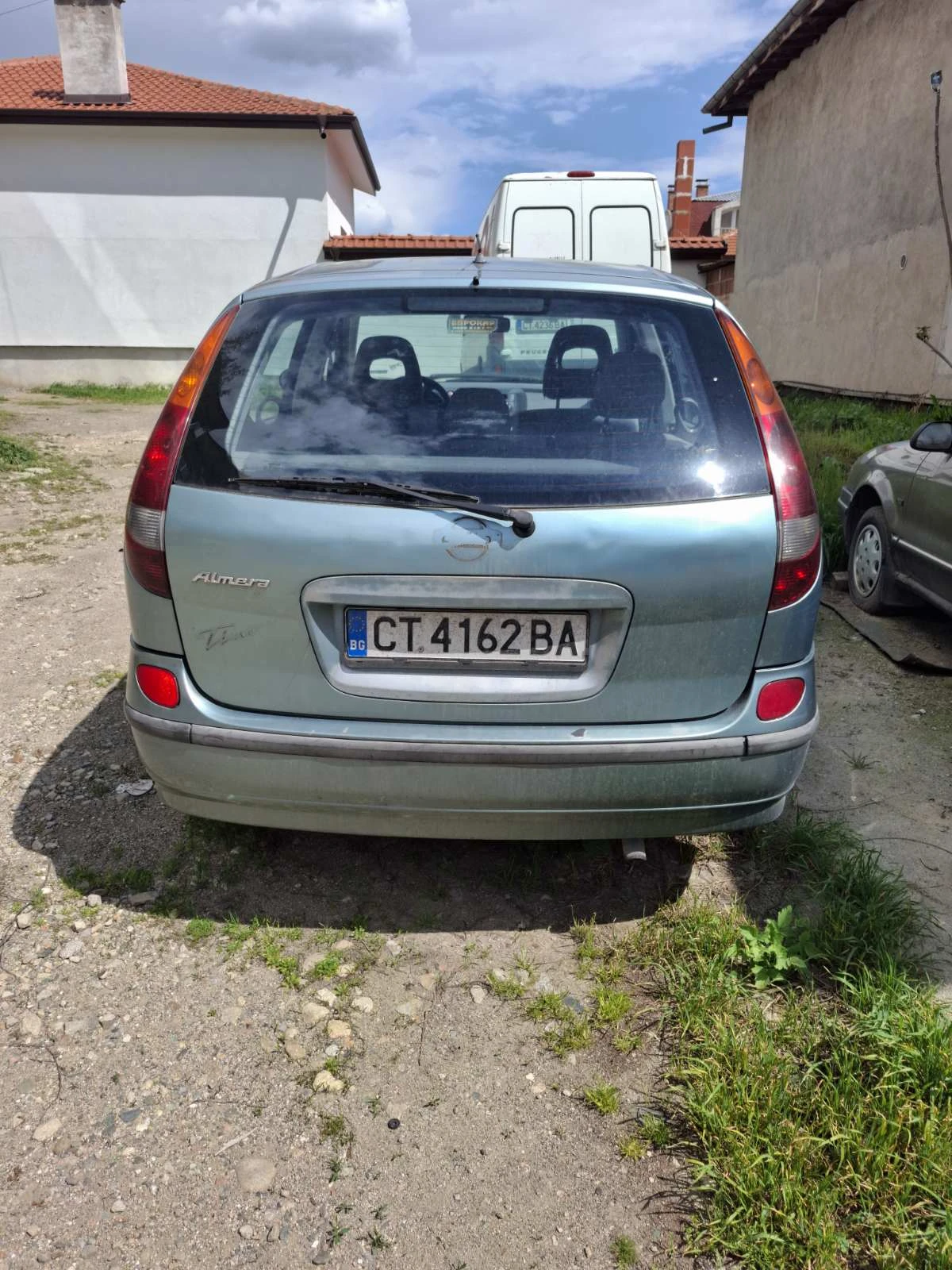 Nissan Almera tino  - изображение 2