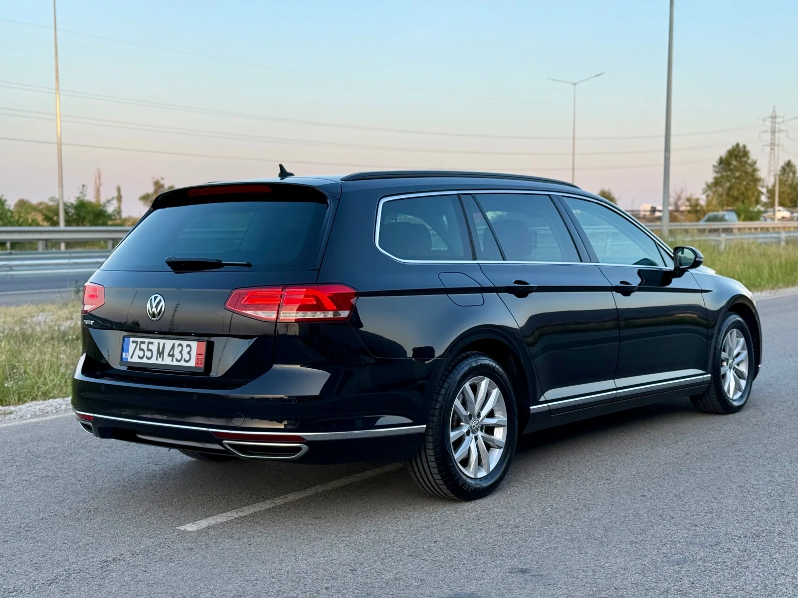 VW Passat 1 СОБСТВЕНИК  - изображение 4
