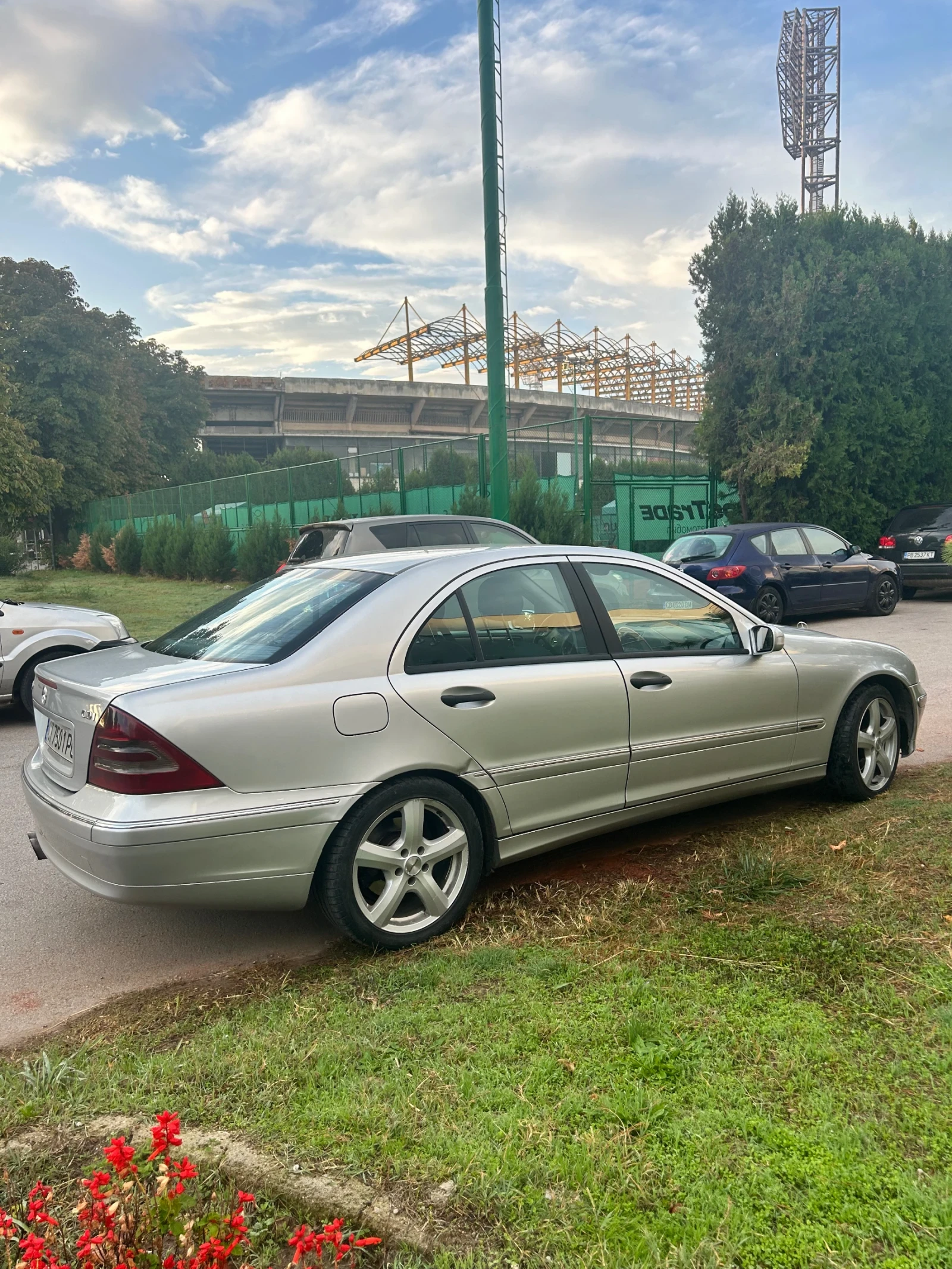 Mercedes-Benz C 270  - изображение 4