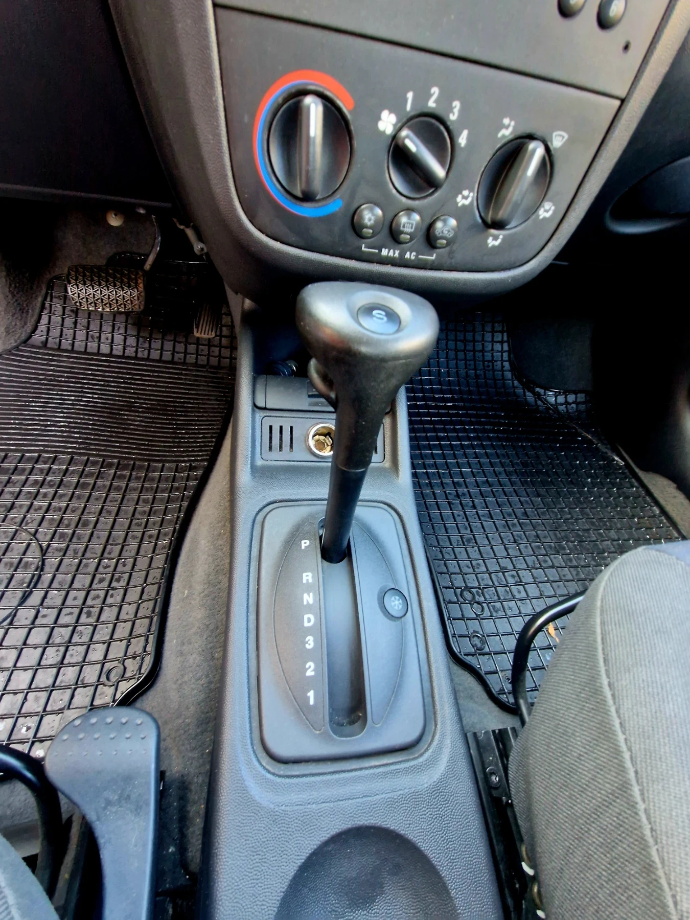 Opel Corsa | Mobile.bg   11