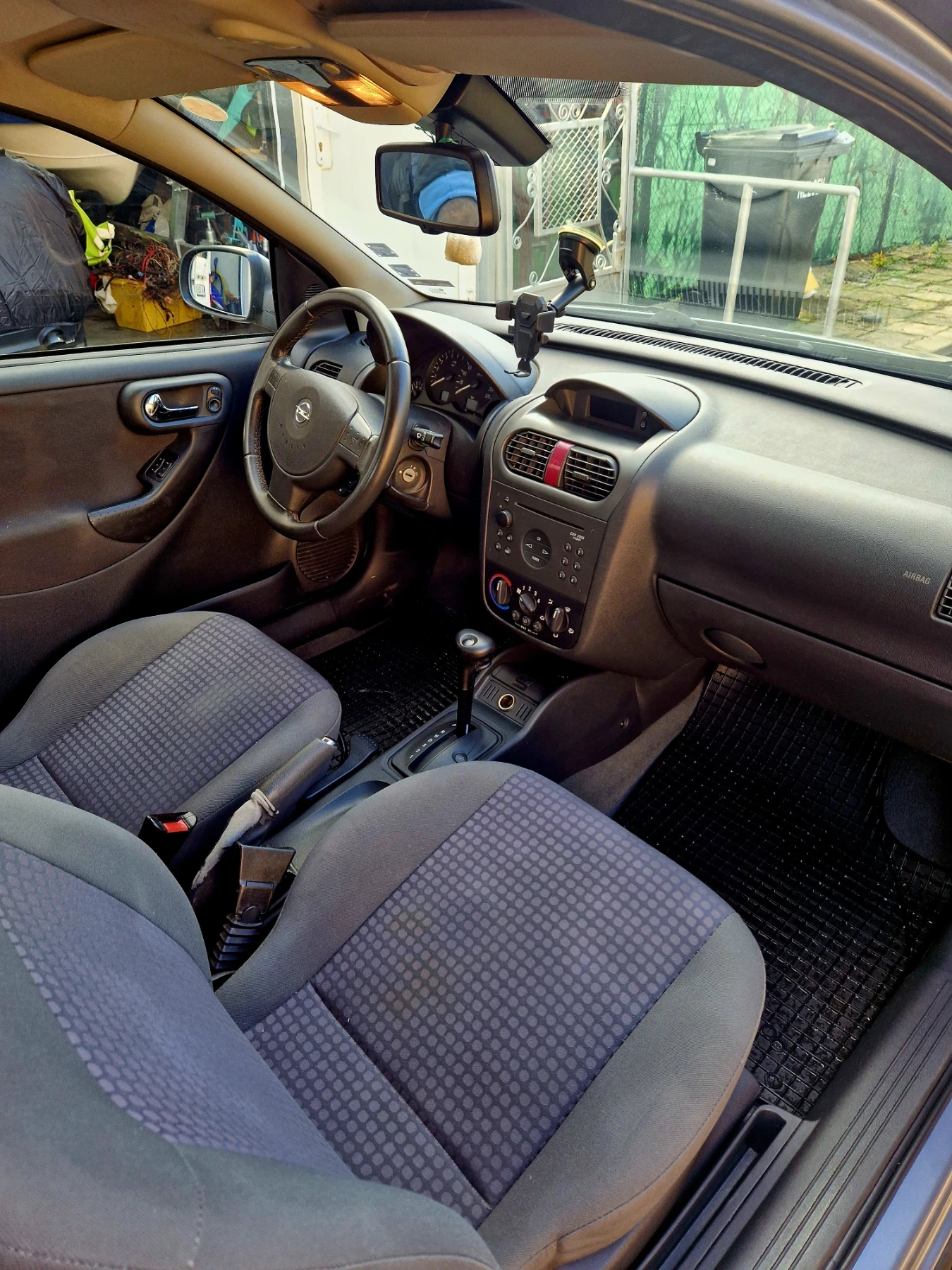 Opel Corsa  - изображение 4