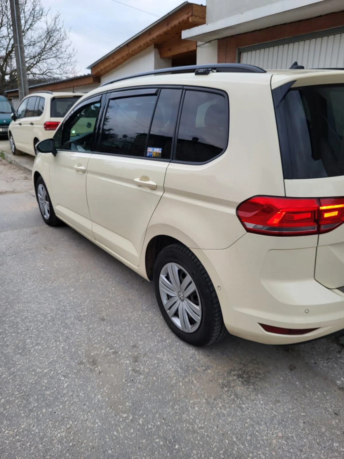 VW Touran 2000td - изображение 6