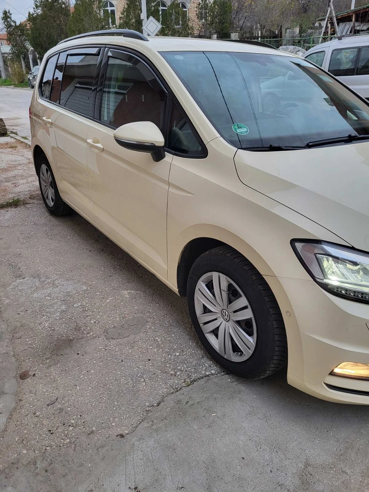 VW Touran 2000td - изображение 2