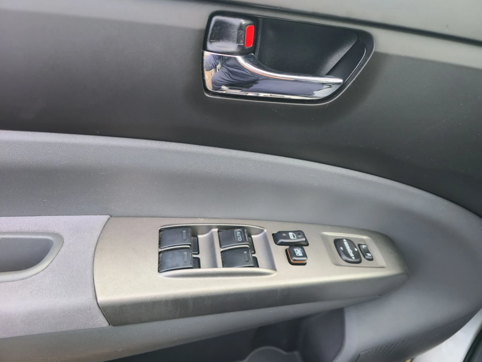 Toyota Auris 1.5I hibrid | Mobile.bg � ����������� 16