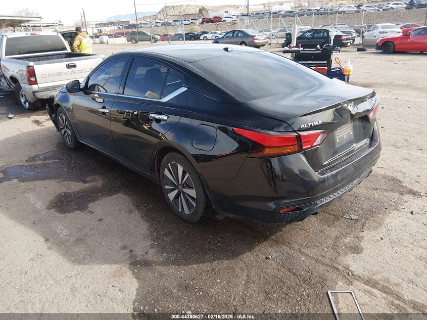 Nissan Altima 2.5L I-4 DI, DOHC, VVT, 182HP Front Wheel Drive | Mobile.bg � ����������� 3