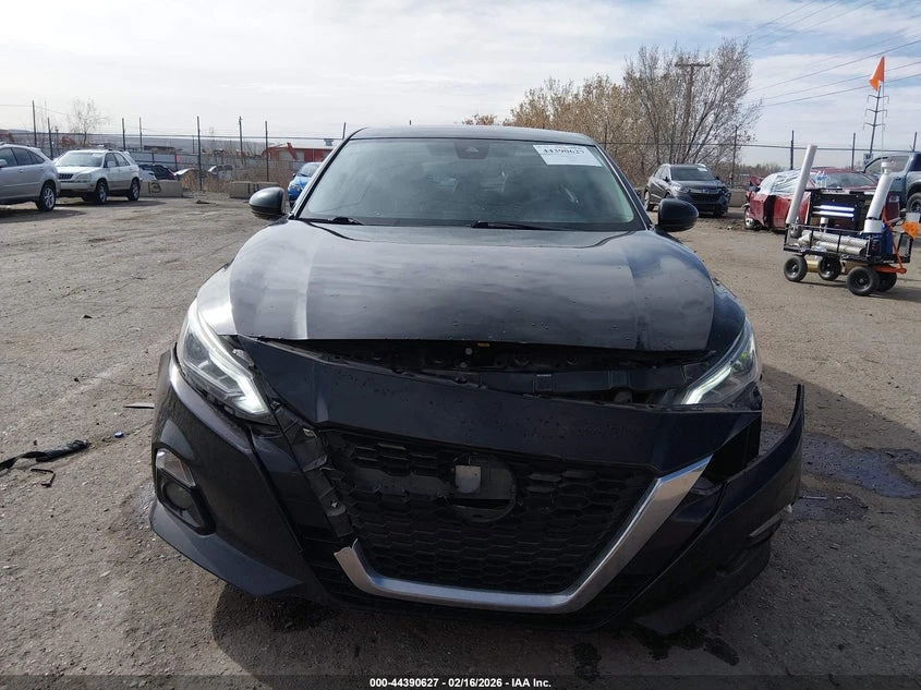 Nissan Altima 2.5L I-4 DI, DOHC, VVT, 182HP Front Wheel Drive | Mobile.bg � ����������� 12