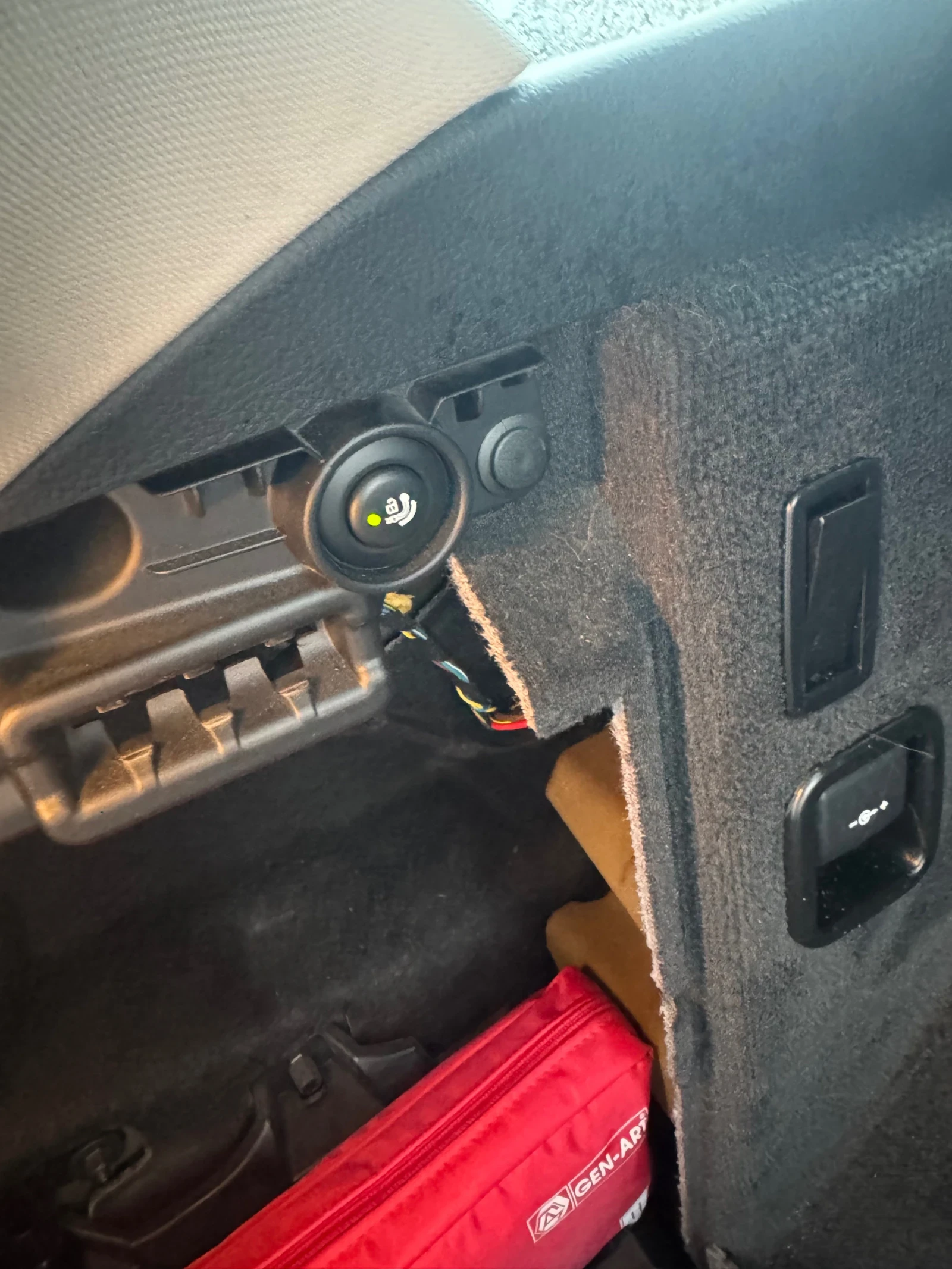 BMW 320, снимка 8 - Автомобили и джипове - 54046353