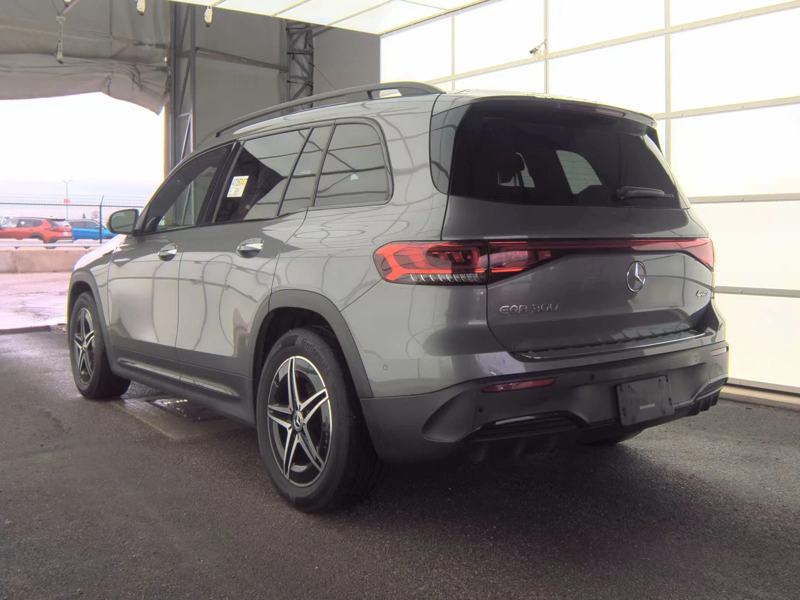 Mercedes-Benz EQB 300, снимка 5 - Автомобили и джипове - 54055123