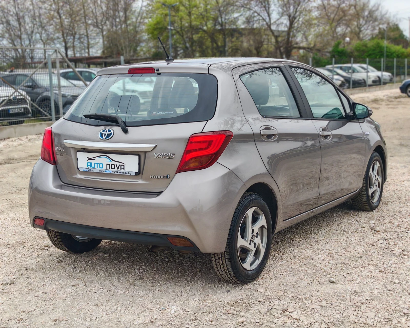 Toyota Yaris 1.5 100 �.�. ������!�������!  | Mobile.bg � ����������� 5