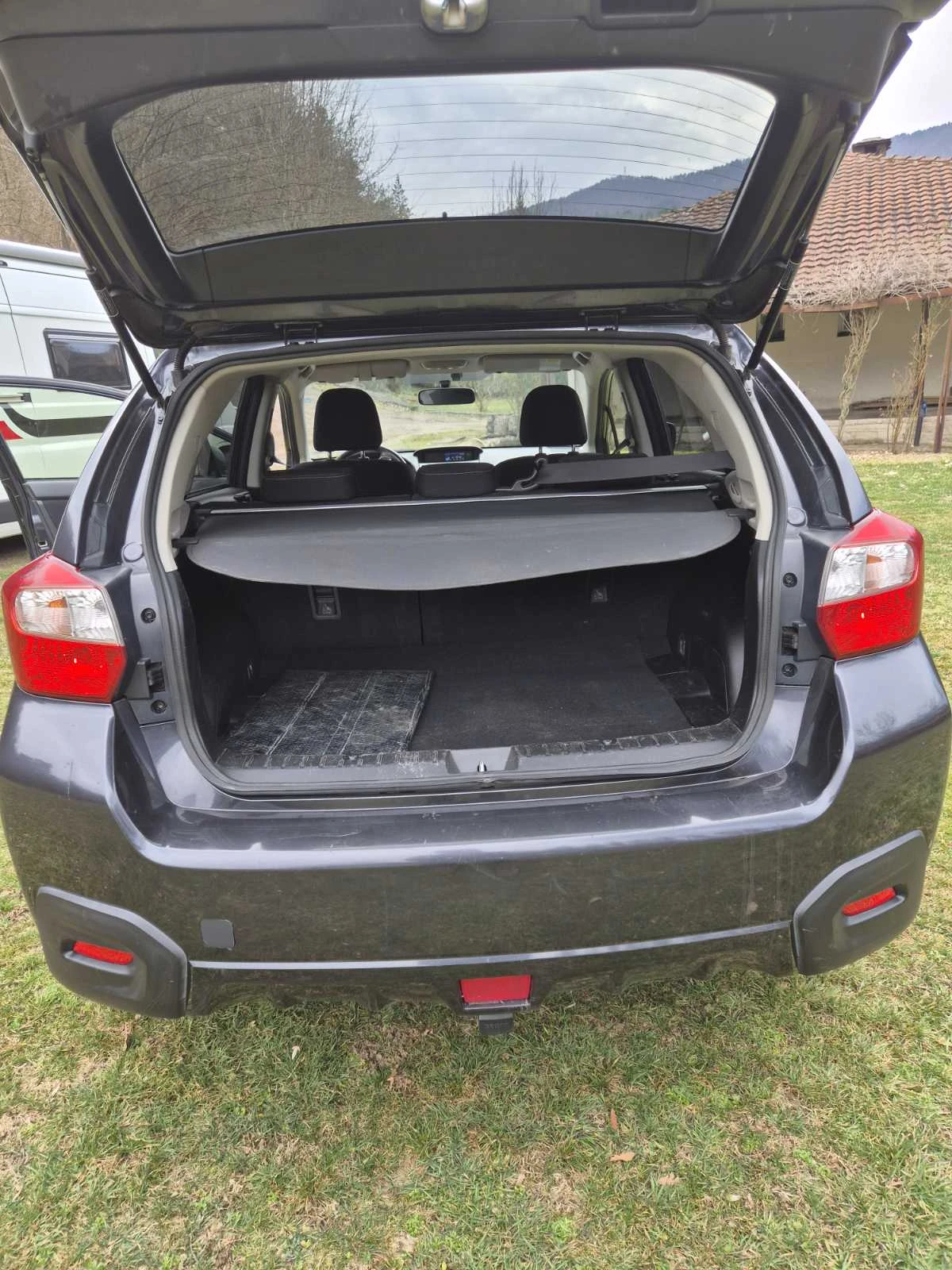 Subaru XV, снимка 8 - Автомобили и джипове - 54325621