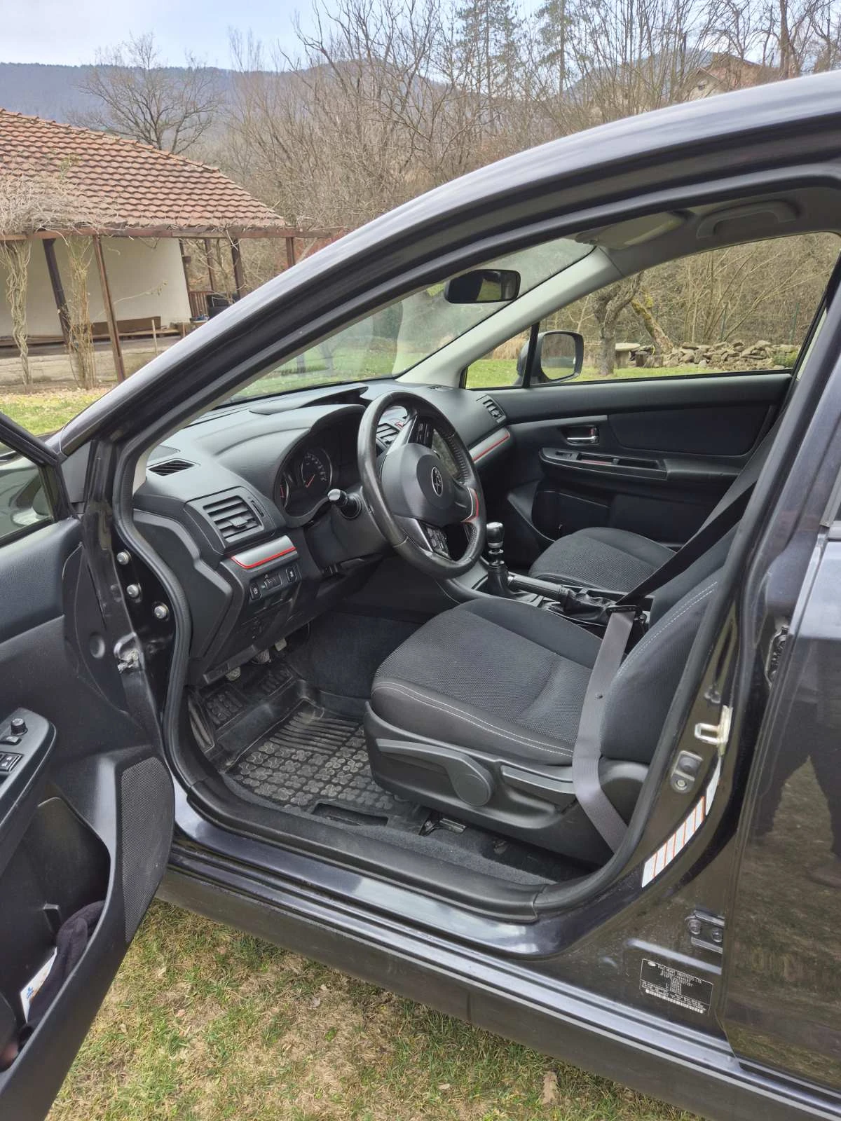 Subaru XV, снимка 6 - Автомобили и джипове - 54325621