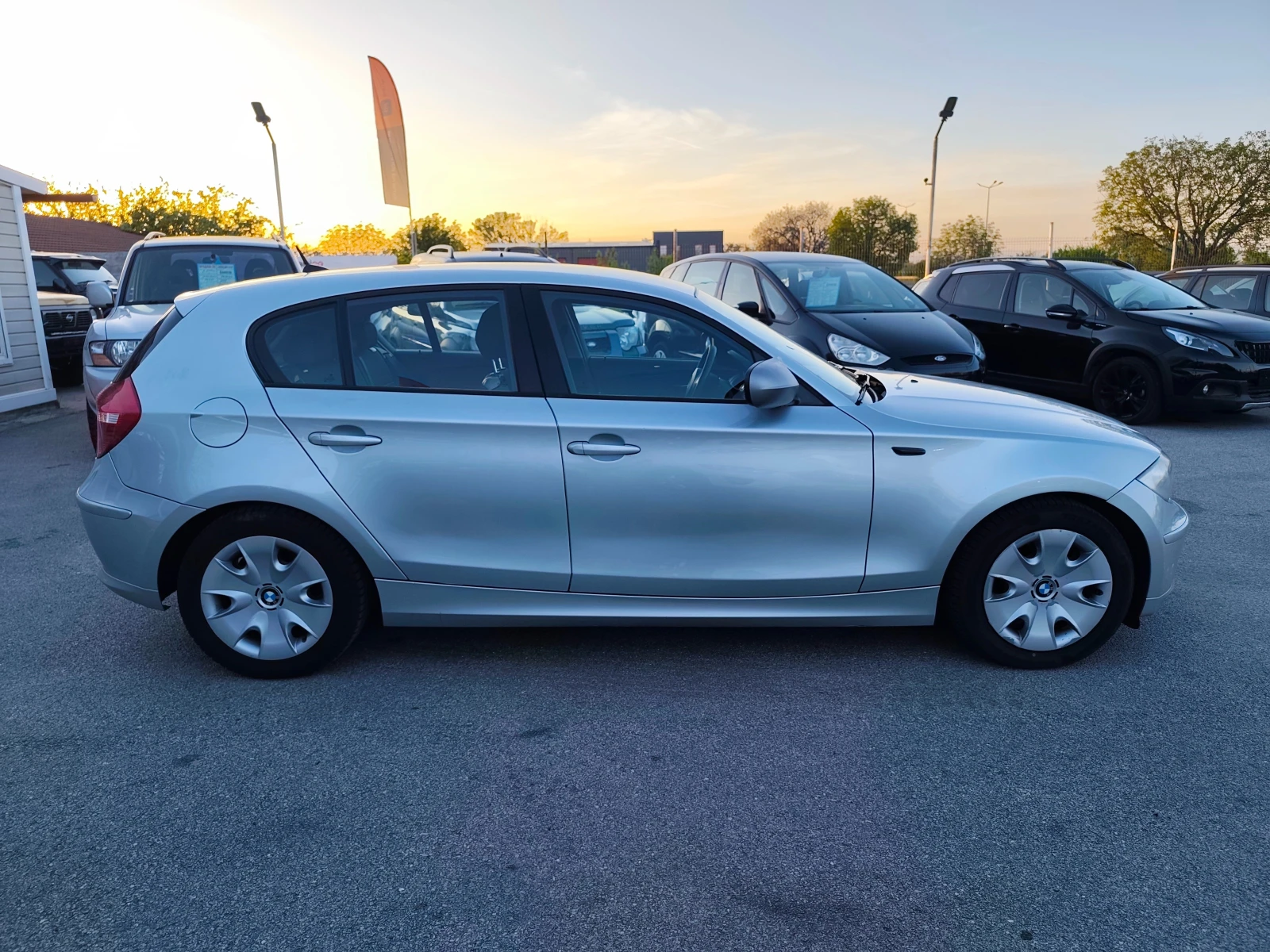 BMW 118 2.0D RECARO, снимка 2 - Автомобили и джипове - 54338630
