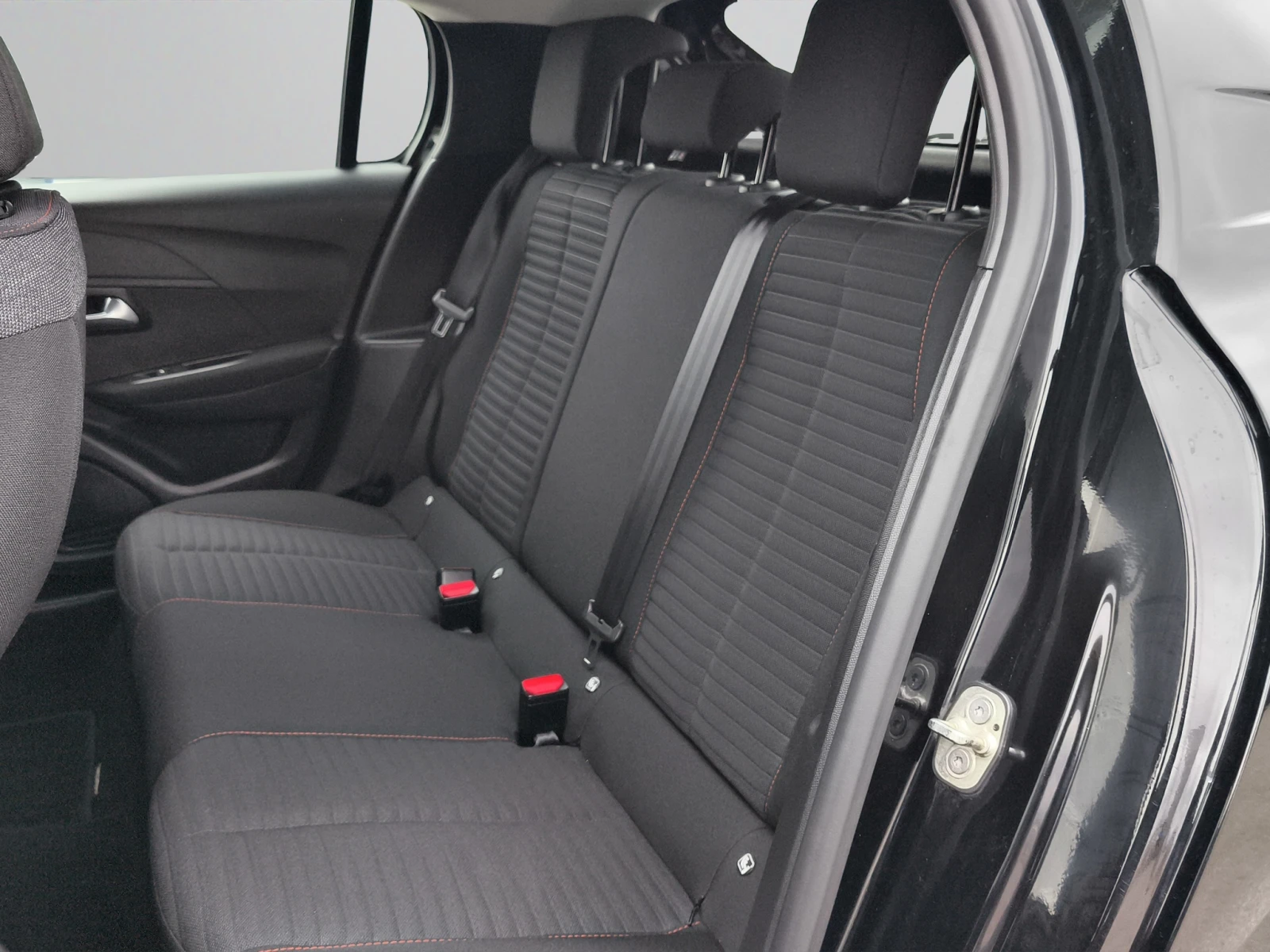 Peugeot 208 ACTIVE PACK 1.2 PureTech 100 EAT8 // 2203R13, снимка 12 - Автомобили и джипове - 54350990