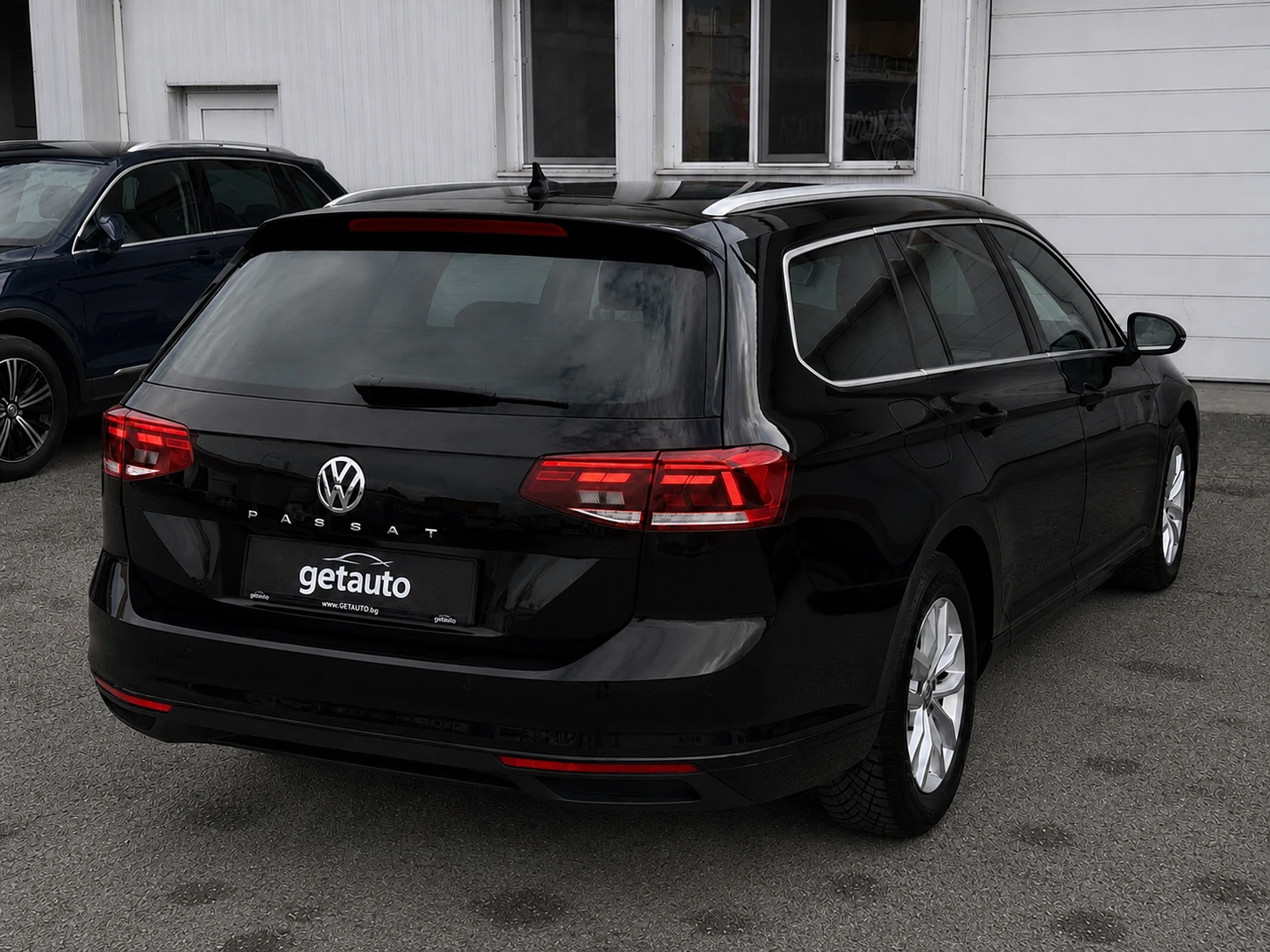 VW Passat 2.0 TDI-150кс-Facelift-Автомат-Дигитално табло-Лед, снимка 6 - Автомобили и джипове - 54669944