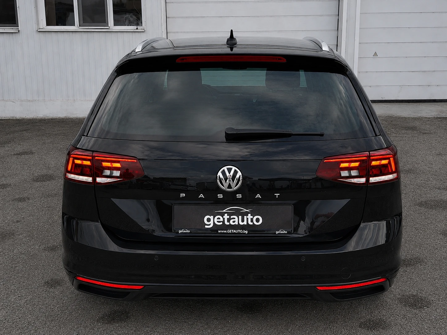 VW Passat 2.0 TDI-150кс-Facelift-Автомат-Дигитално табло-Лед, снимка 5 - Автомобили и джипове - 54669944