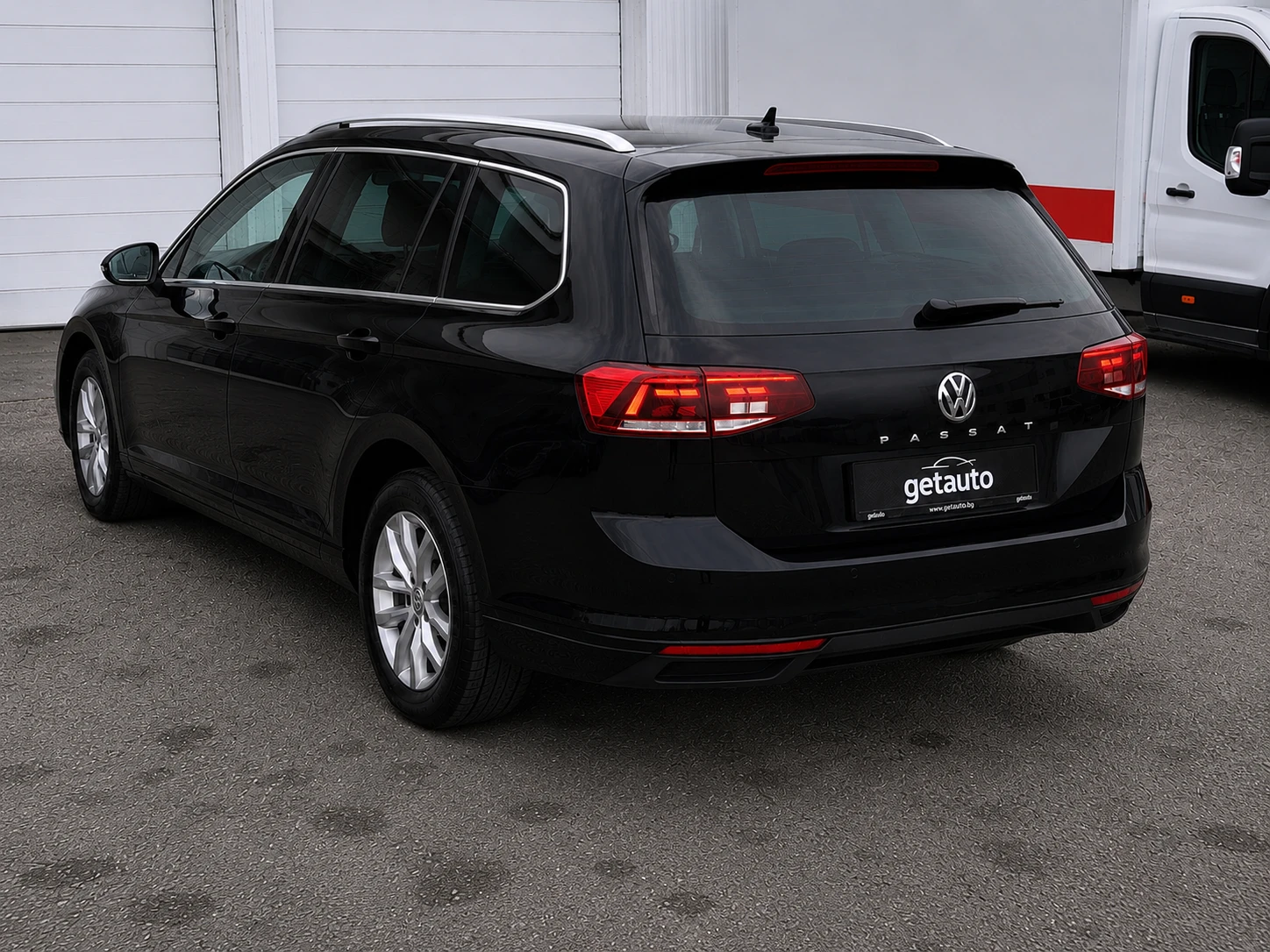 VW Passat 2.0 TDI-150кс-Facelift-Автомат-Дигитално табло-Лед, снимка 4 - Автомобили и джипове - 54669944