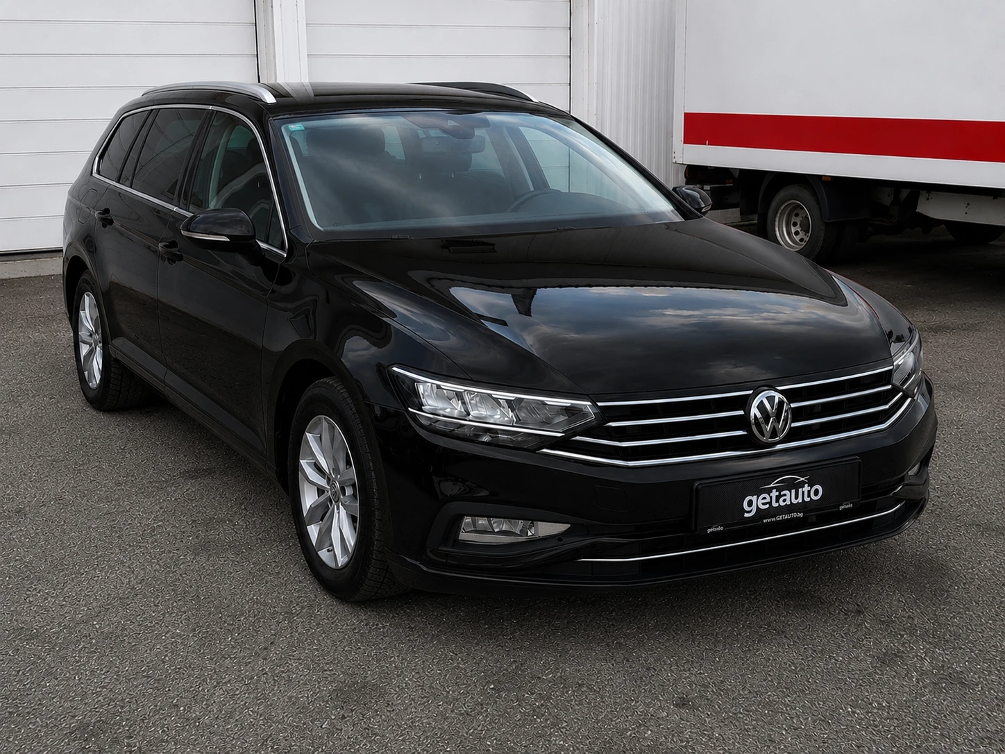 VW Passat 2.0 TDI-150кс-Facelift-Автомат-Дигитално табло-Лед, снимка 8 - Автомобили и джипове - 54669944