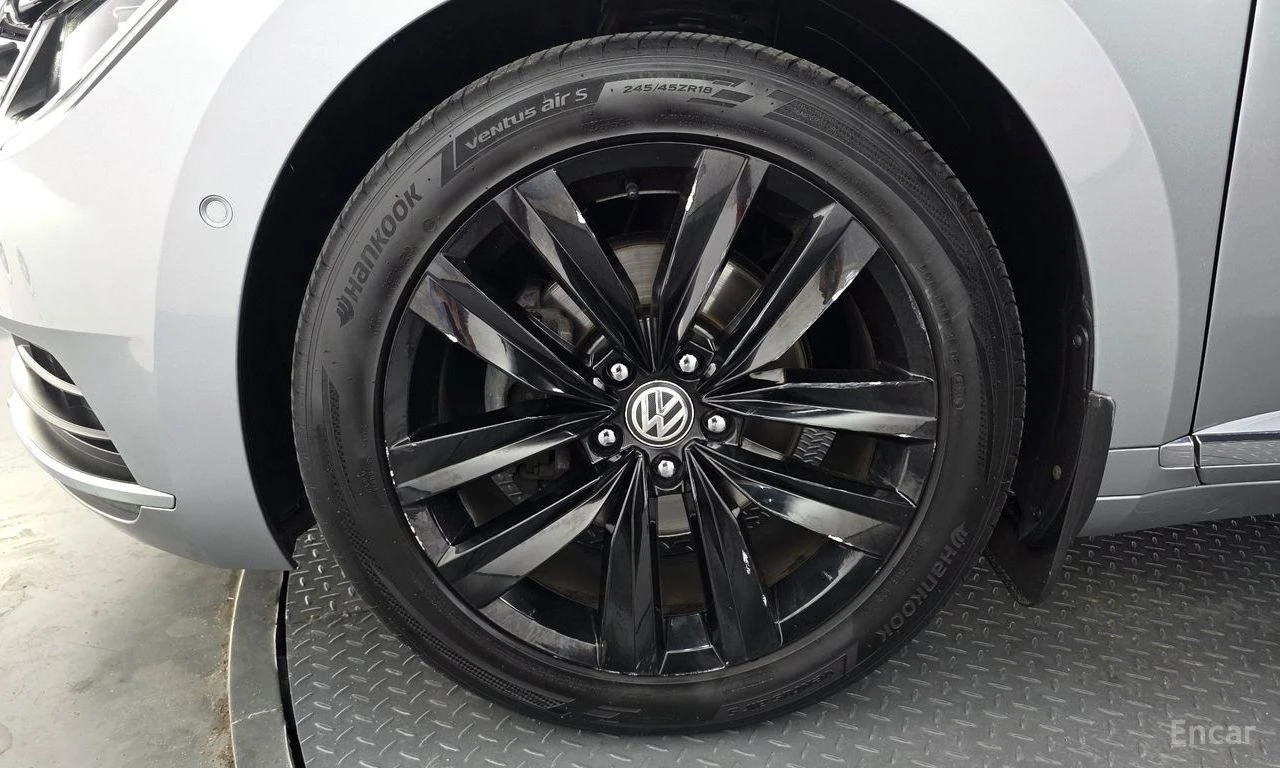 VW Arteon 2.0 TDI Prestige* DISTRONIC* 360 CAM* DYNAUDIO* , снимка 5 - Автомобили и джипове - 54867888