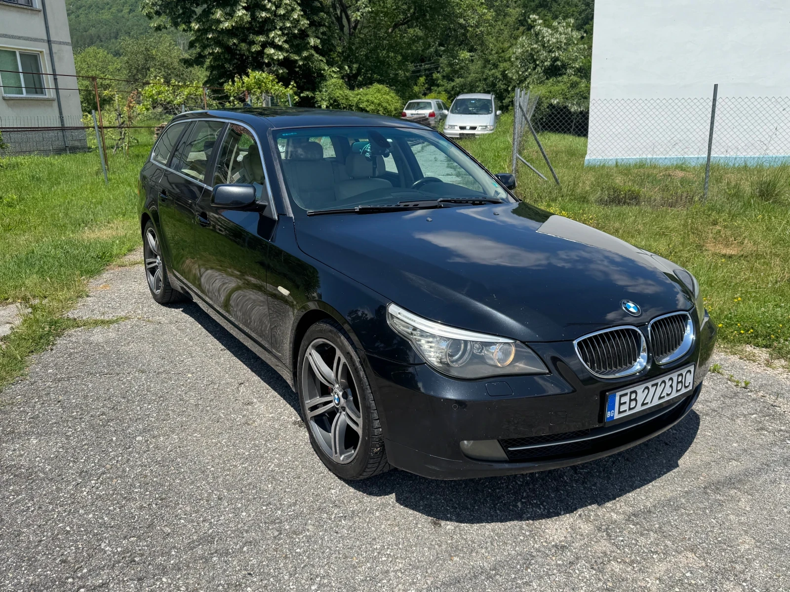 BMW 530 530xd, снимка 6 - Автомобили и джипове - 54889424