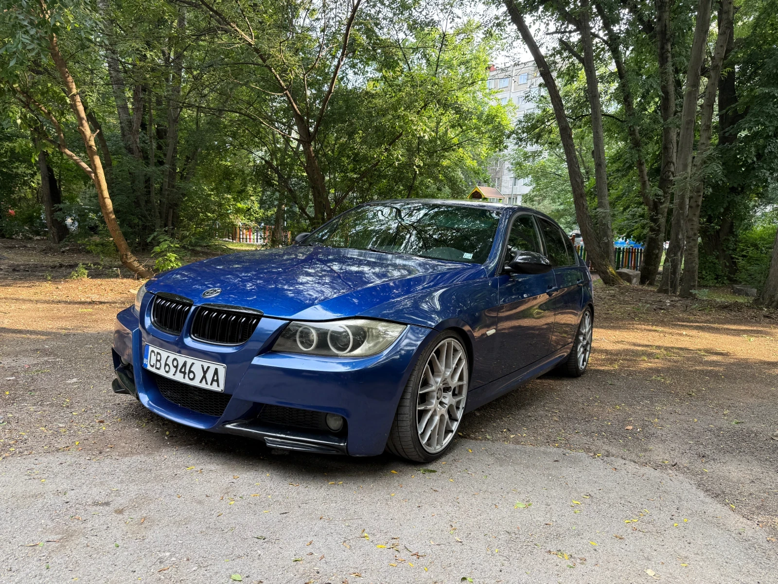 BMW 320