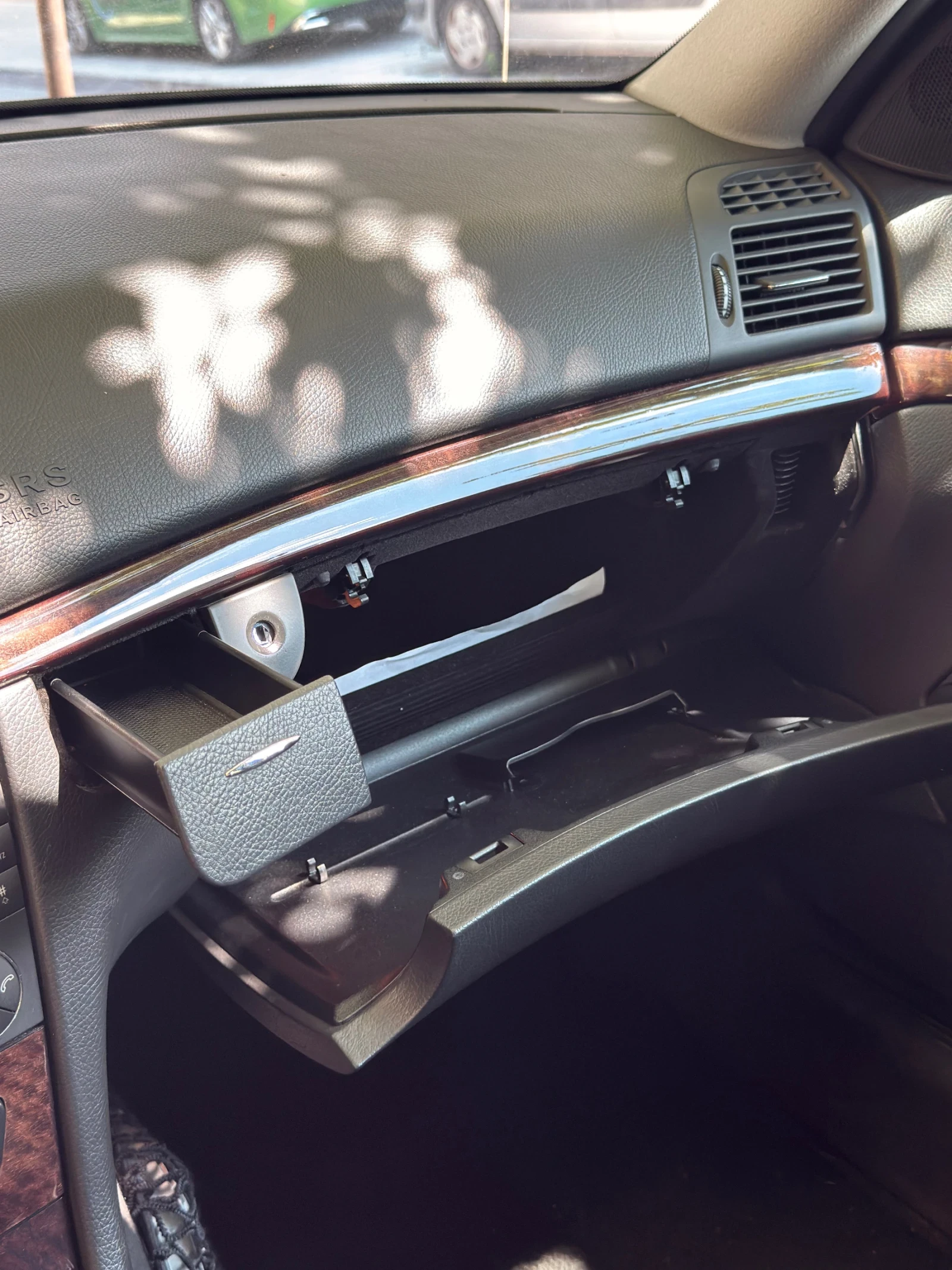 Mercedes-Benz E 200, снимка 7 - Автомобили и джипове - 55249754