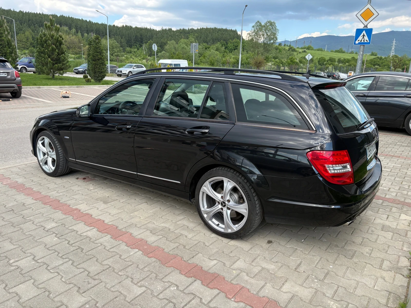 Mercedes-Benz C 220 CDI, снимка 4 - Автомобили и джипове - 55386974