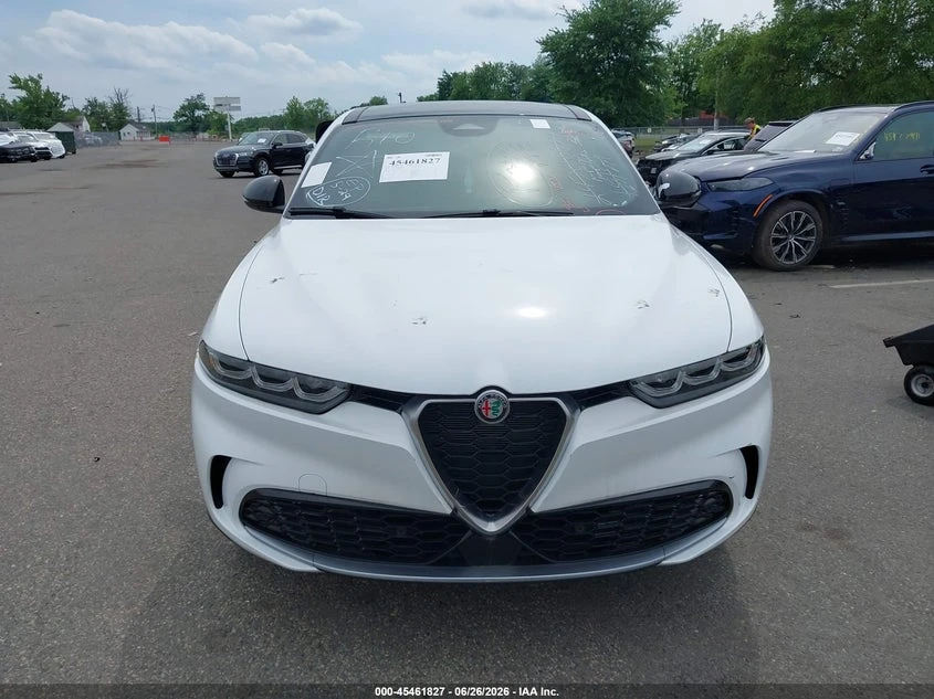 Alfa Romeo Tonale 1.3l Ti Eawd, снимка 12 - Автомобили и джипове - 55580707