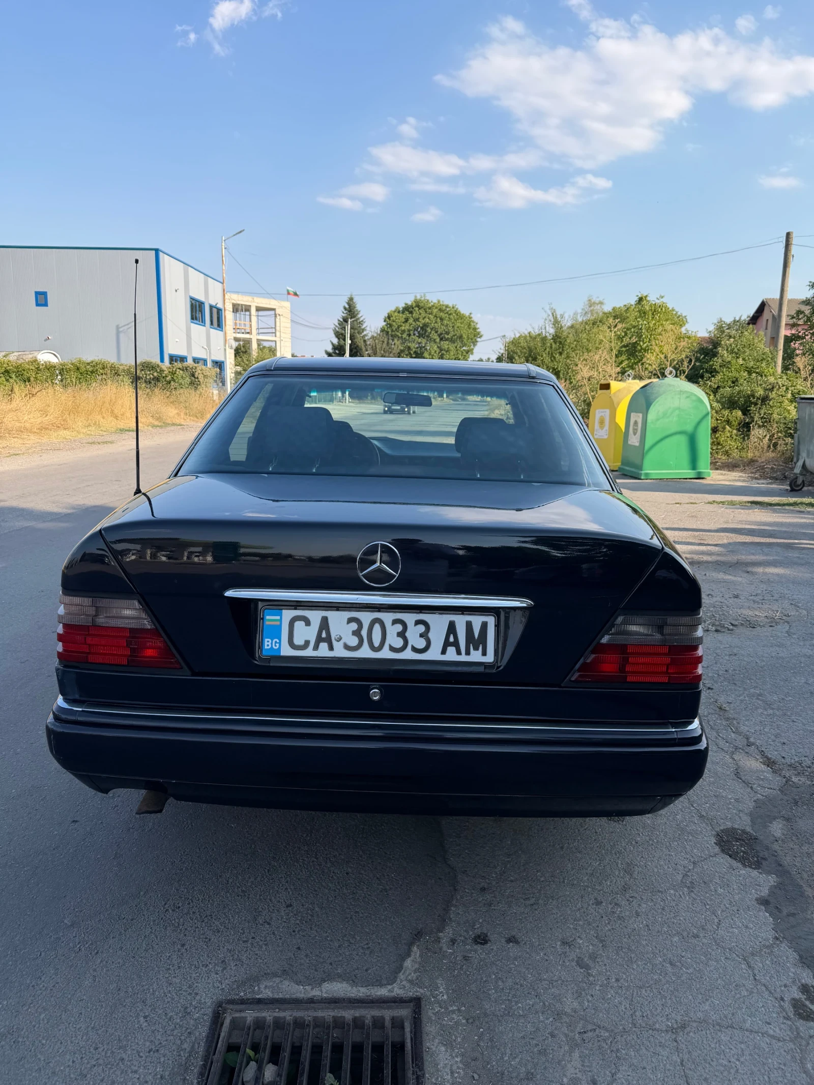 Mercedes-Benz E 220 124, снимка 3 - Автомобили и джипове - 55752953