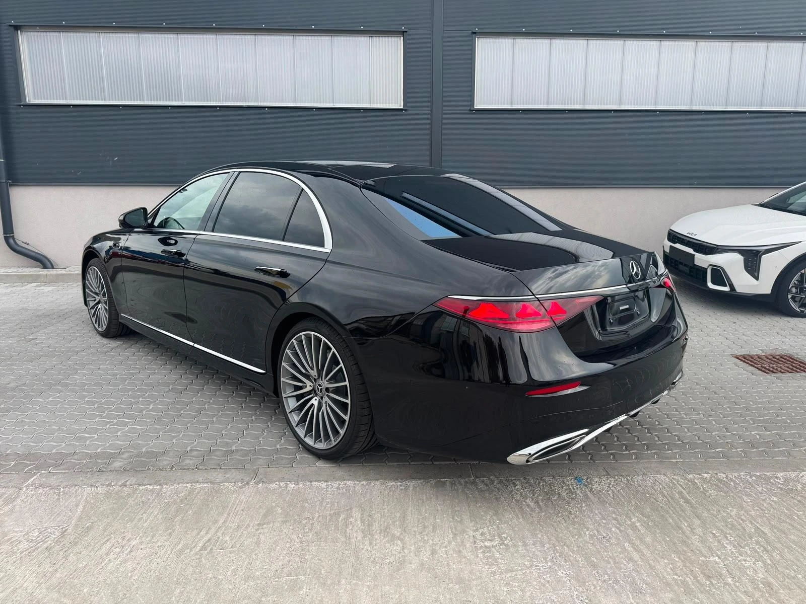 Mercedes-Benz S 580 Long V8 EQBoost 4MATIC AMG-LINE * AIR-BODY CONTROL, снимка 2 - Автомобили и джипове - 55936933
