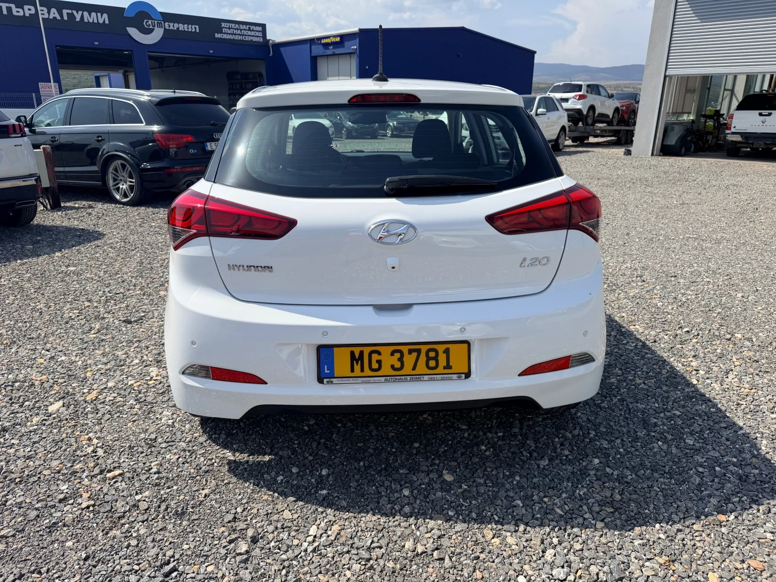 Hyundai I20 1.0 Navi * Camera * Climatronic, снимка 5 - Автомобили и джипове - 55943404
