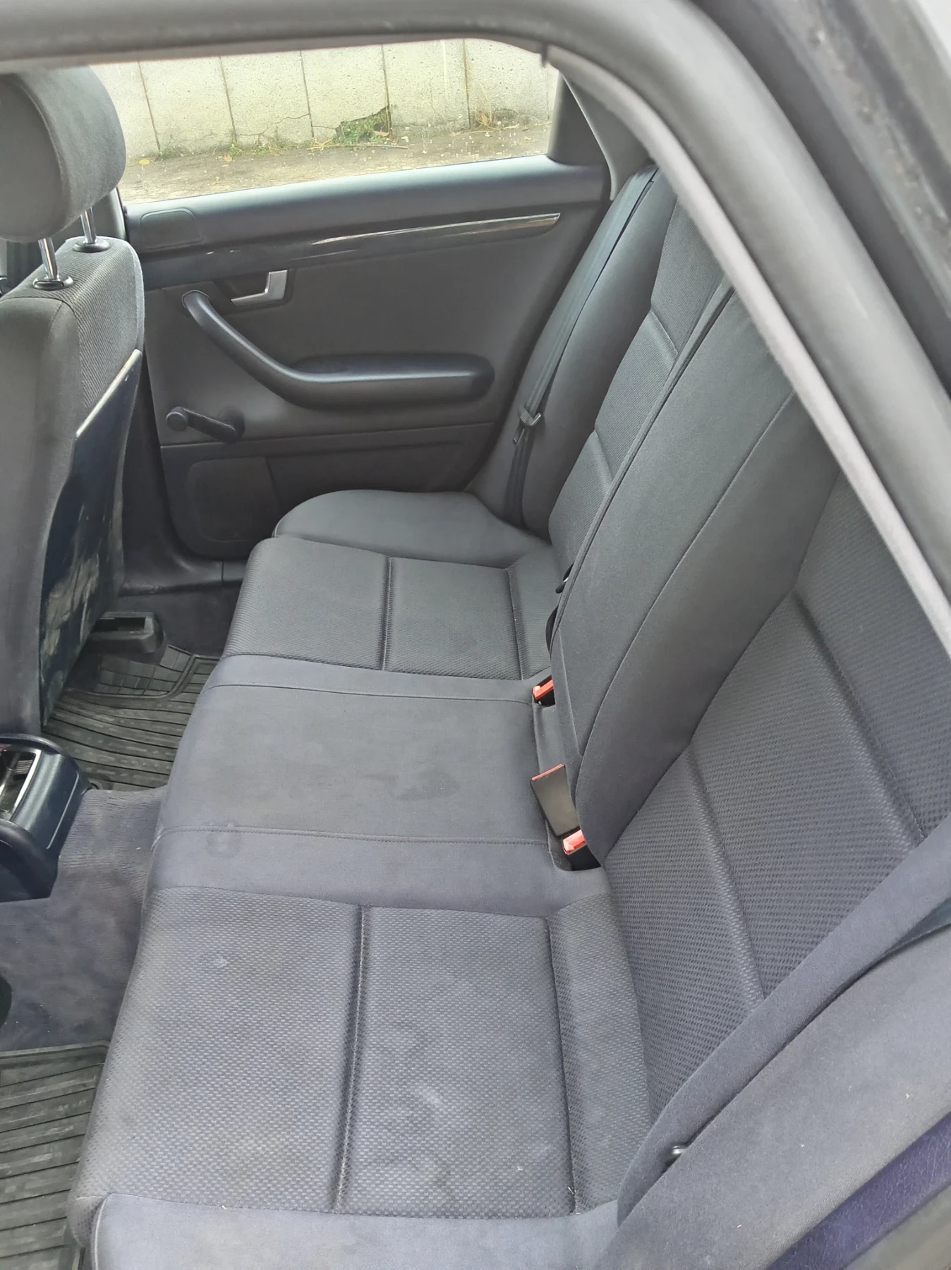 Audi A4 1.6, снимка 6 - Автомобили и джипове - 56621779