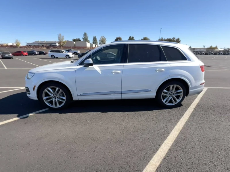 Audi Q7 1ВИ СОБСТВЕНИК* PRESTIGE* BOSE* PANO* ОБДУХ, снимка 3 - Автомобили и джипове - 47780901