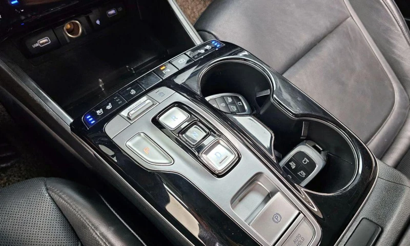 Hyundai Tucson Gasoline 1.6 Turbo 2WD Inspiration, снимка 9 - Автомобили и джипове - 52069952