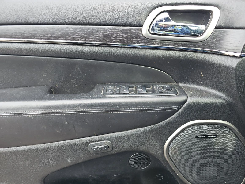 Jeep Grand cherokee, снимка 9 - Автомобили и джипове - 53202025