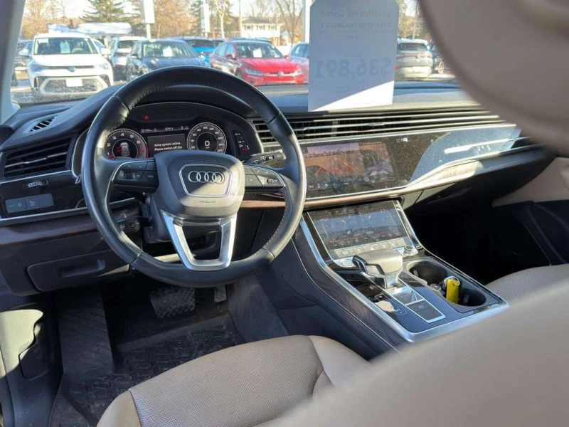 Audi Q8 * Premium * CARFAX * БЕЗ ПЪРВОНАЧАЛНА ВНОСКА, снимка 10 - Автомобили и джипове - 53248415