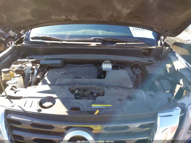 Nissan Pathfinder 3.5l Sv, снимка 10 - Автомобили и джипове - 53594344