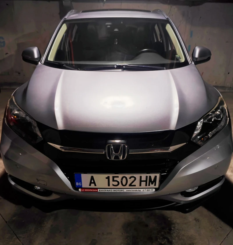 Honda Hr-v 1.5 I-VTEC Executive, панорамен покрив, автоматик - 25000 лв. / 12782.30 € - 22560061 1