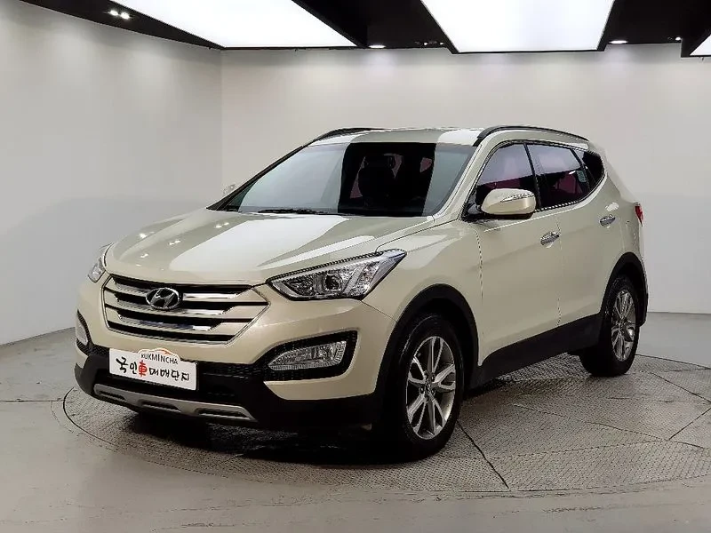 Hyundai Santa fe 2.0 CRDi 4WD - САМО 30% АВАНС, снимка 2 - Автомобили и джипове - 56159050