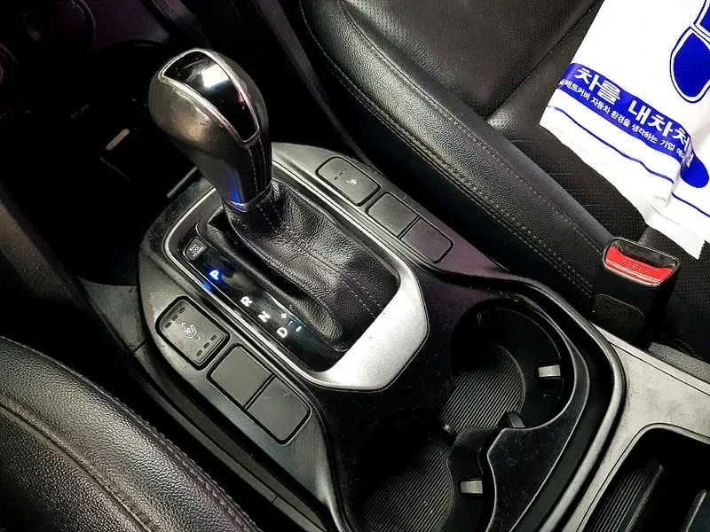 Hyundai Santa fe 2.0 CRDi 4WD - САМО 30% АВАНС, снимка 13 - Автомобили и джипове - 56159050