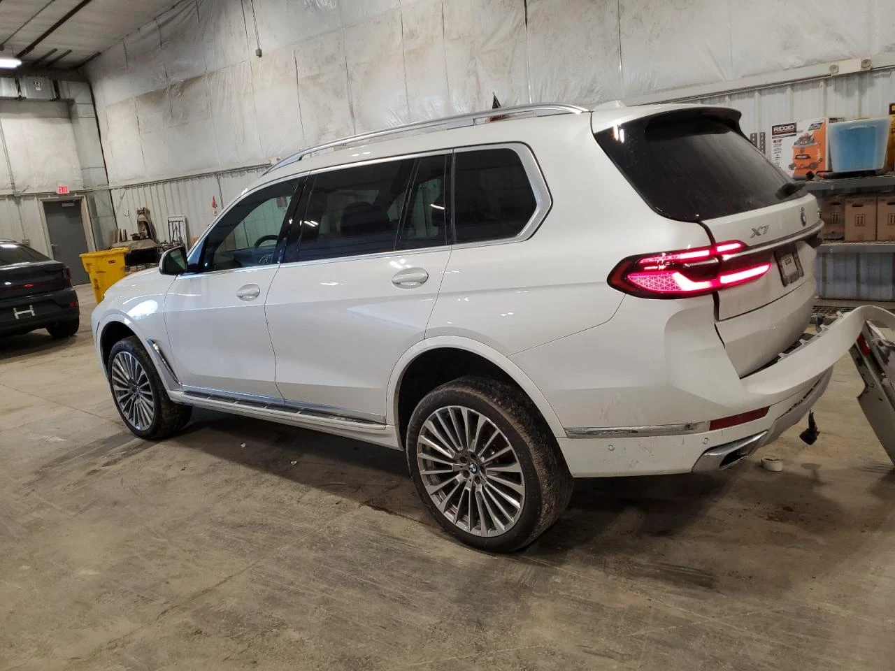 BMW X7 XDRIVE40I - изображение 2