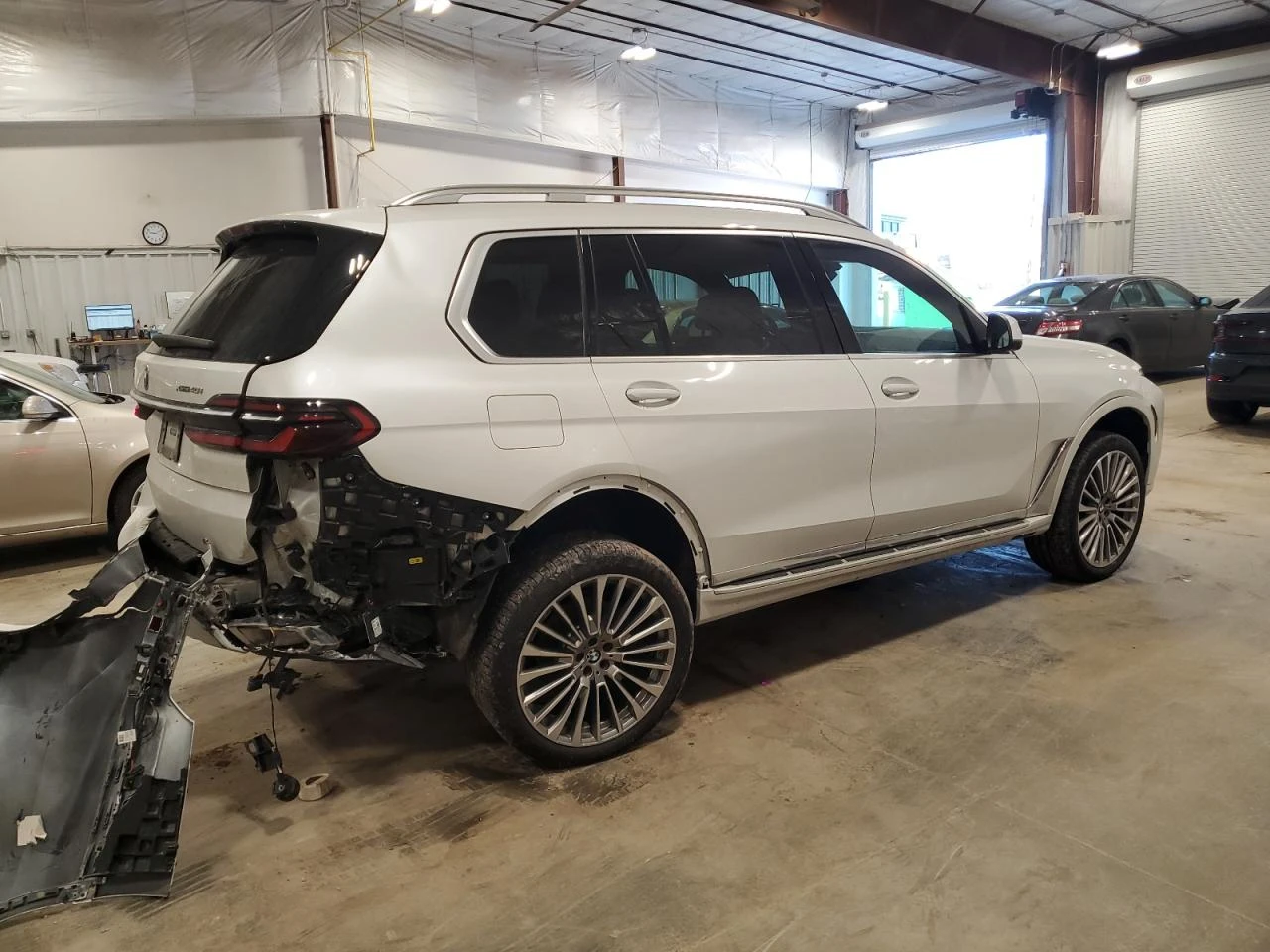 BMW X7 XDRIVE40I - изображение 3