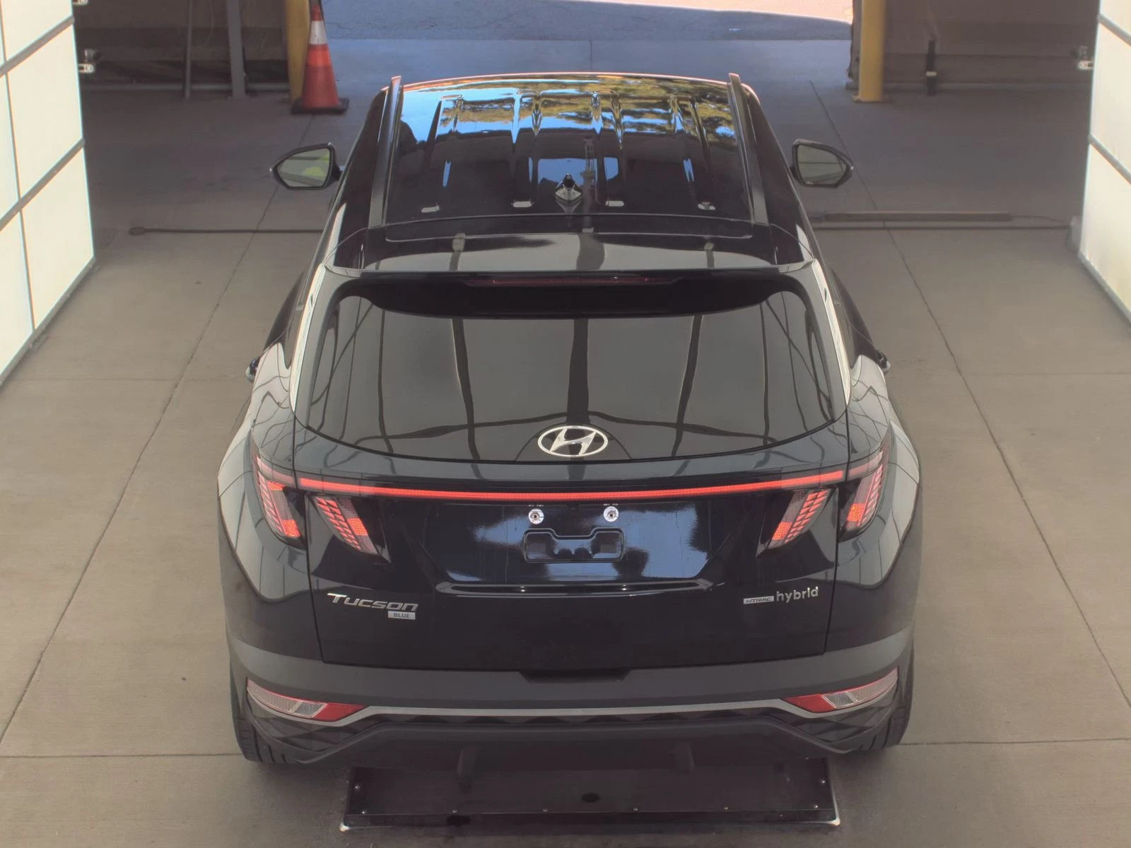 Hyundai Tucson АДАПТИВЕН КРУИЗ* СЛЕДЕНЕ НА ЛЕНТИ* М.ТОЧКА* KEYLES - изображение 4