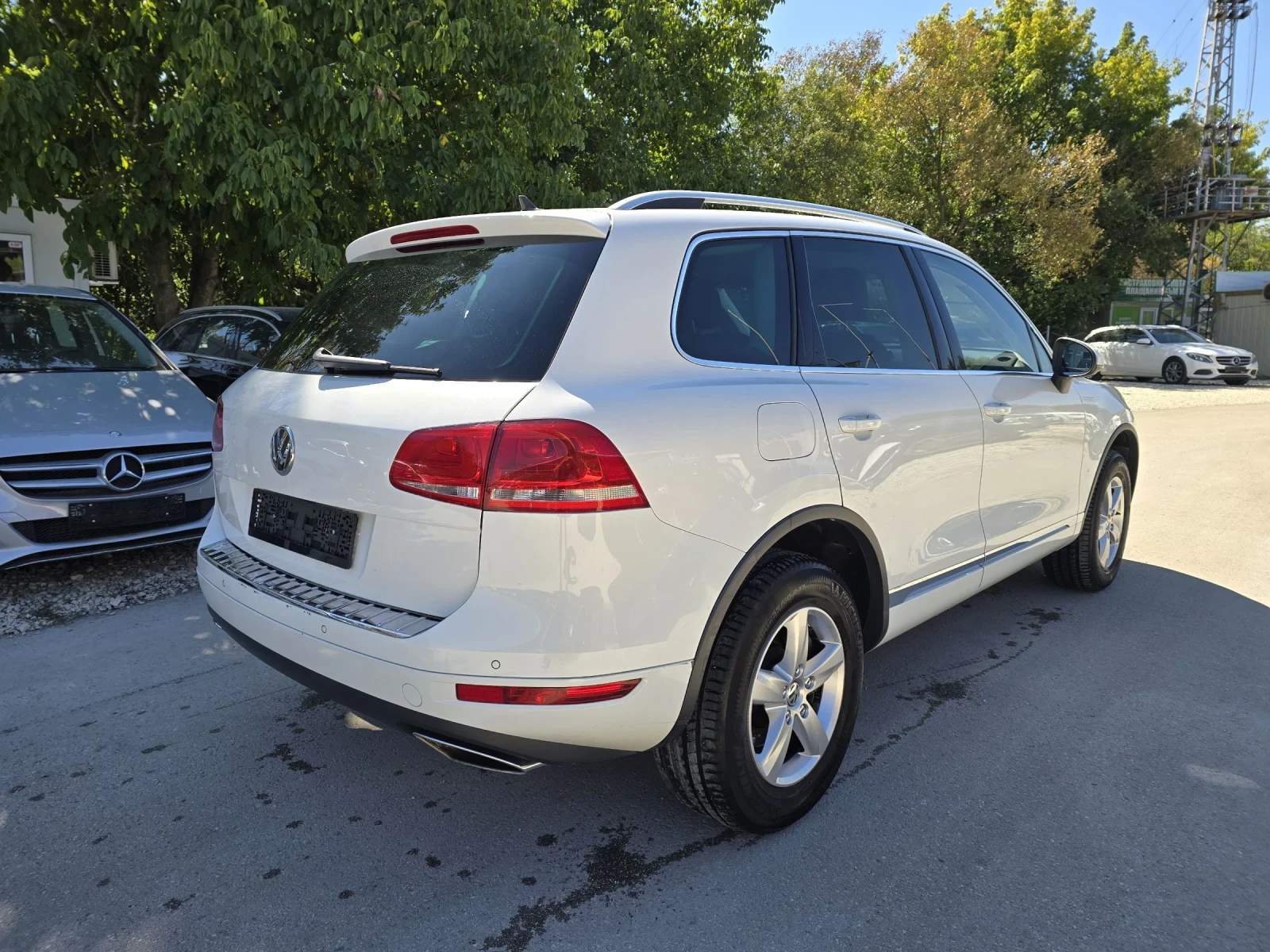 VW Touareg 3.0TDI 245к.с 4motion Топ състояние  - изображение 4