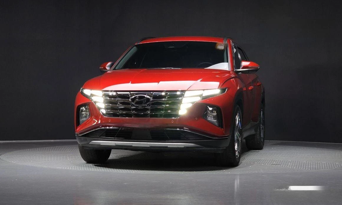 Hyundai Tucson Gasoline 1.6 Turbo 2WD Inspiration - изображение 3
