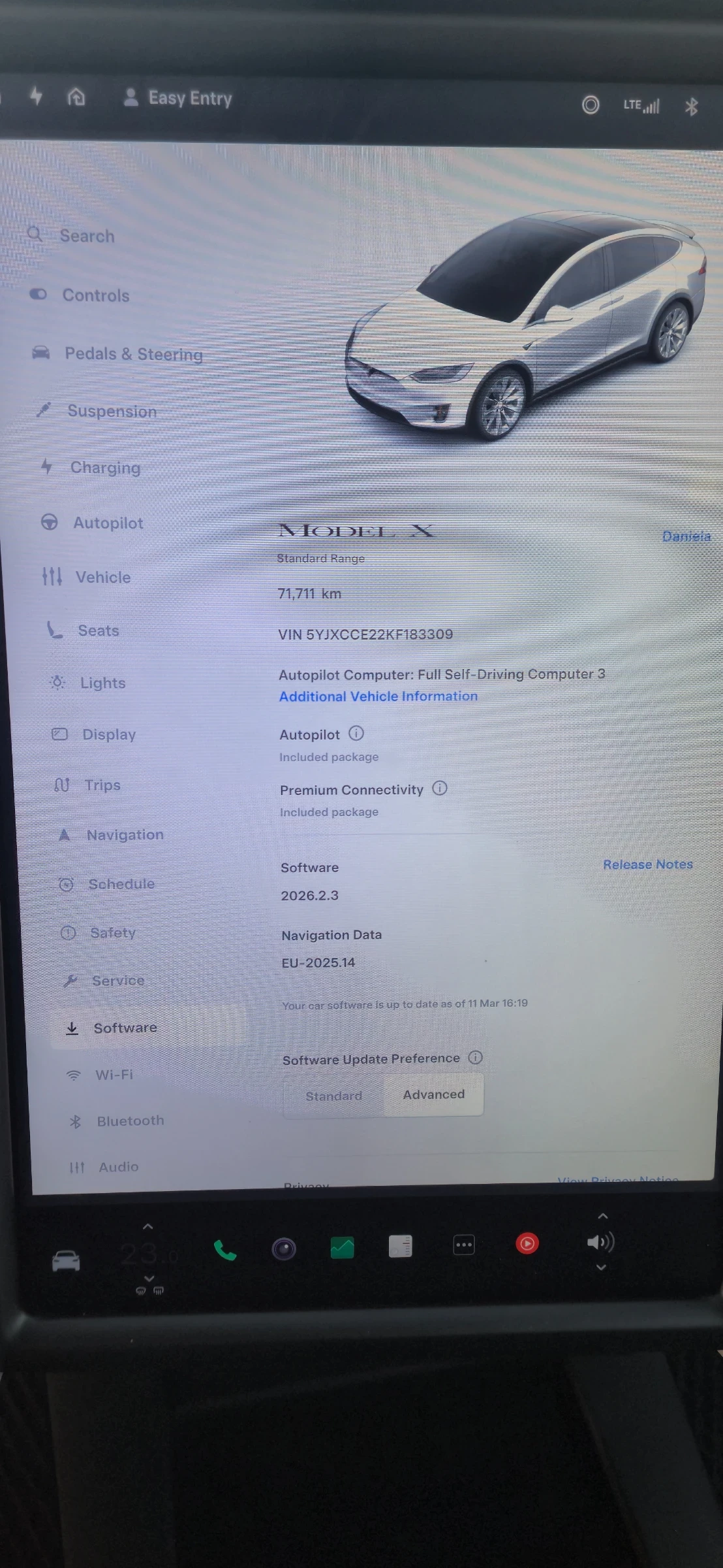 Tesla Model X Tesla Model X 75D Standart Range Dual Motor , снимка 15 - Автомобили и джипове - 53800240