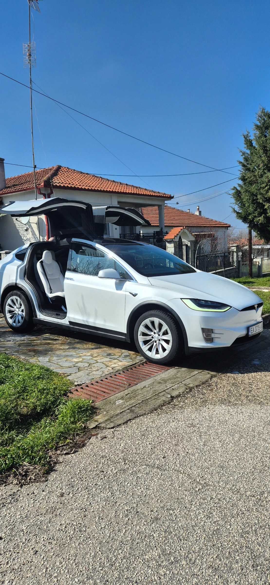 Tesla Model X Tesla Model X 75D Standart Range Dual Motor , снимка 17 - Автомобили и джипове - 53800240