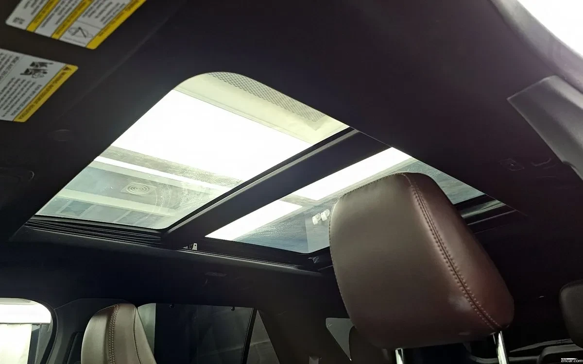 Ford Explorer 3.0 V6 / PLATINUM / B&O / DIGITAL / 360 / PANO, снимка 16 - Автомобили и джипове - 54060185