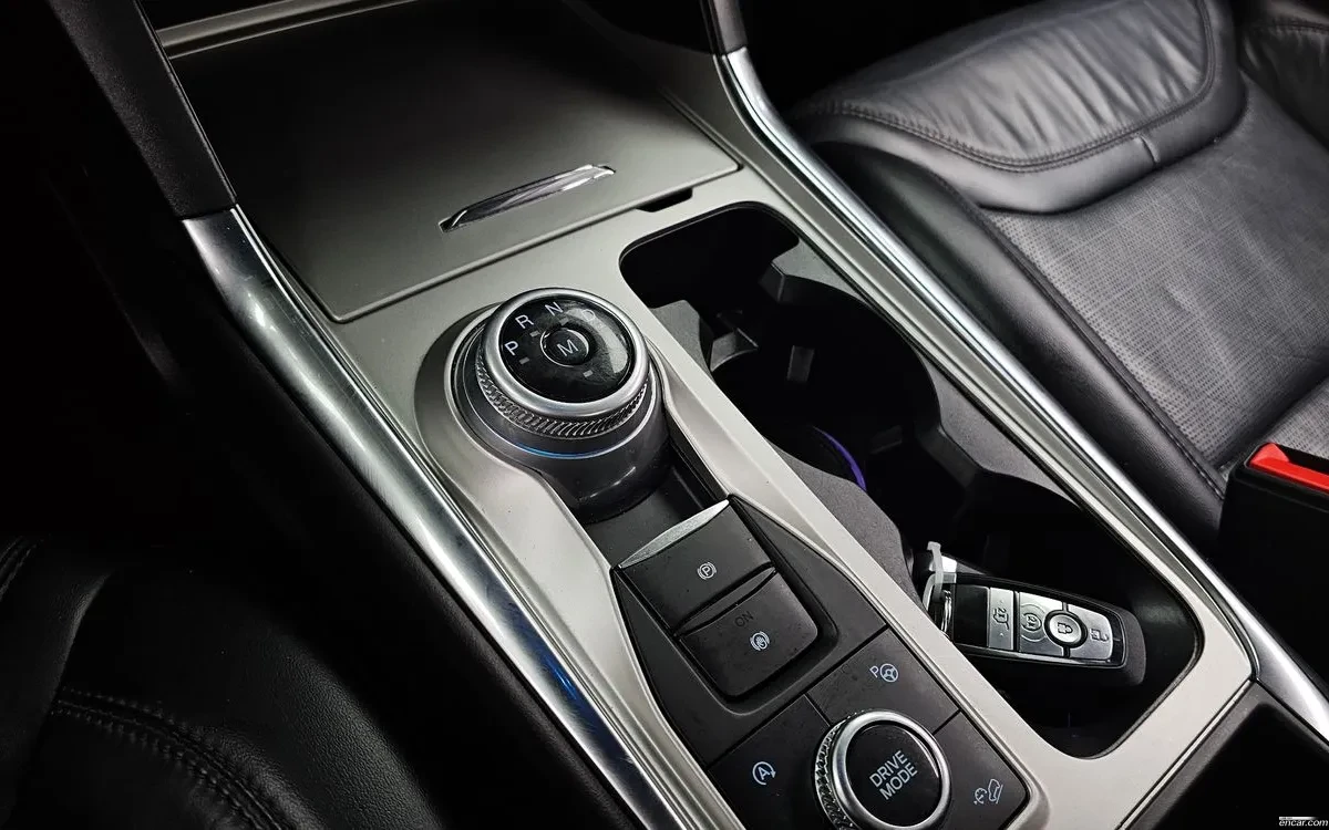 Ford Explorer 3.0 V6 / PLATINUM / B&O / DIGITAL / 360 / PANO, снимка 7 - Автомобили и джипове - 54060185