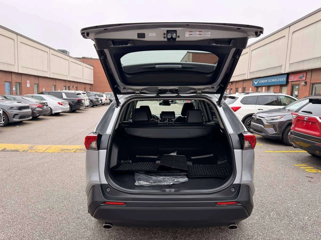 Toyota Rav4 * Hybrid XLE * CARFAX * 2 ����� * ���� * KEYLESS | Mobile.bg � ����������� 10