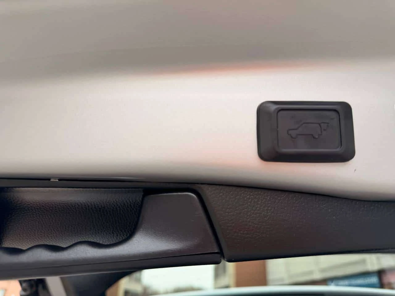 Toyota Rav4 * Hybrid XLE * CARFAX * 2 ����� * ���� * KEYLESS | Mobile.bg � ����������� 11